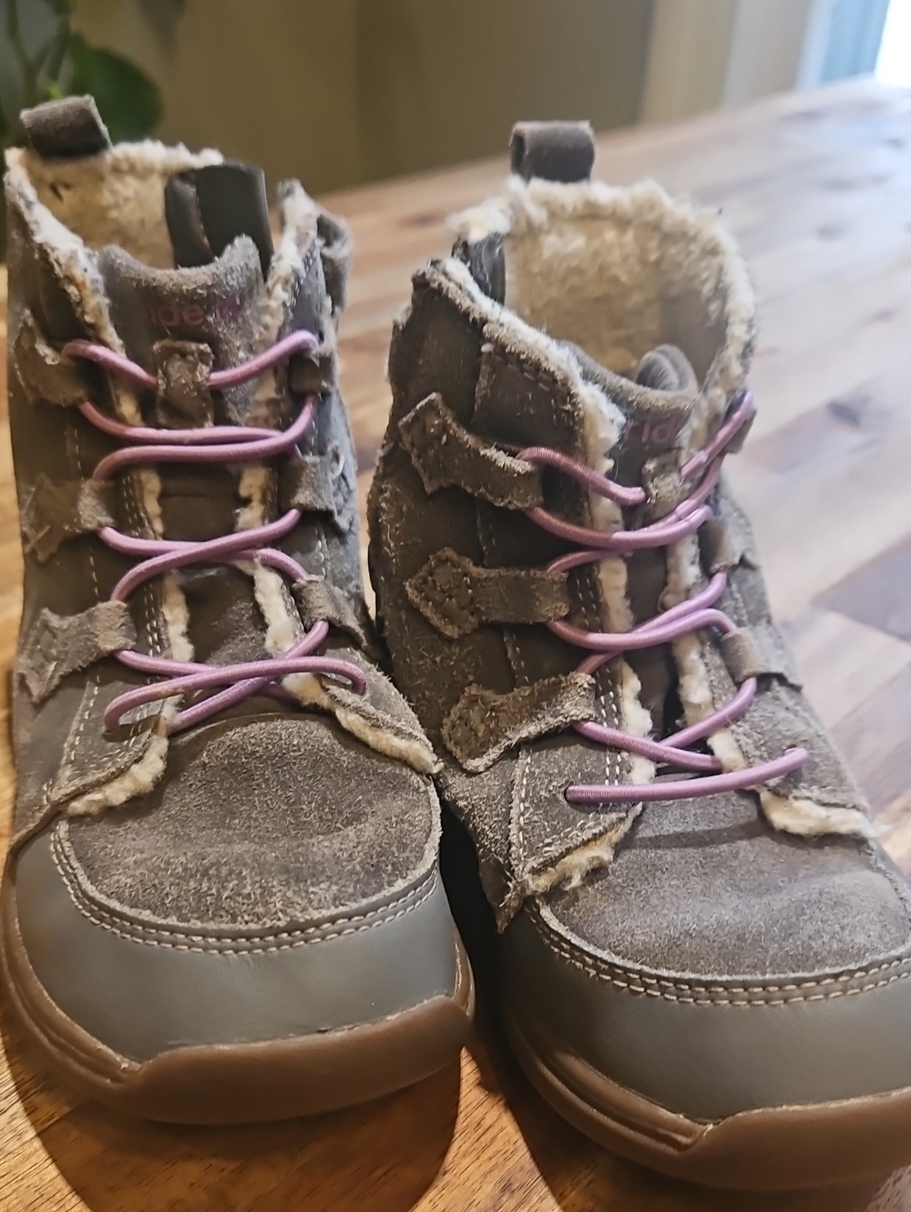 Stride Rite Gray Suede Kids Boots with Pink Laces
